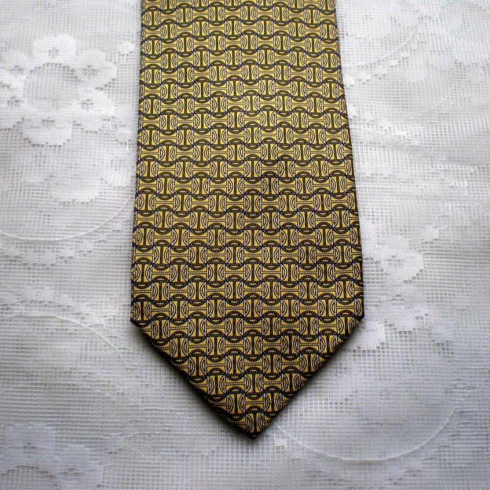 NWT Authentic Hermes Paris France 100% Silk Twill Olive Green H Men's Tie